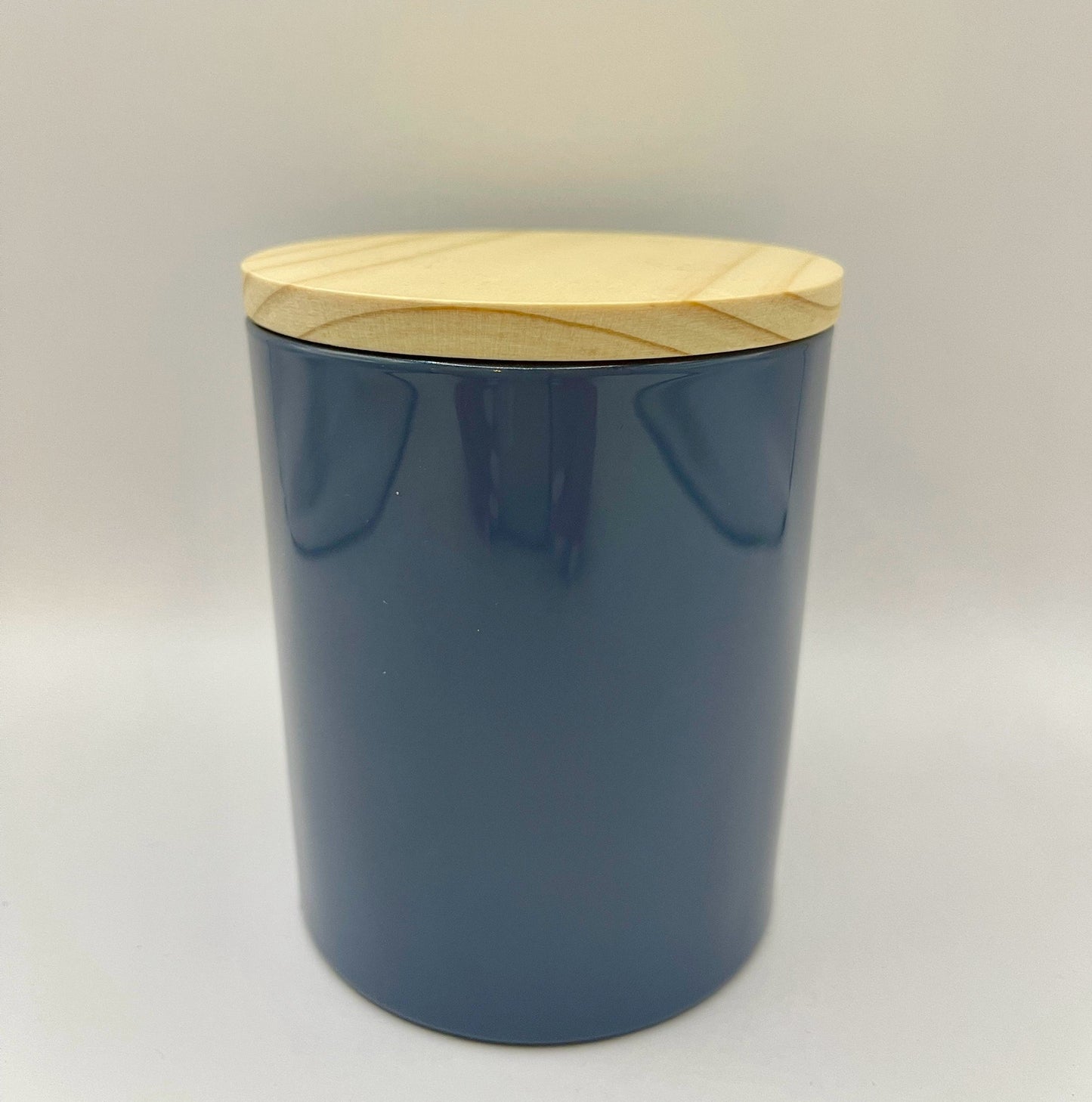Wooden Lid Candle Various Options - Grey Vessel (Rosemary & Mint)
